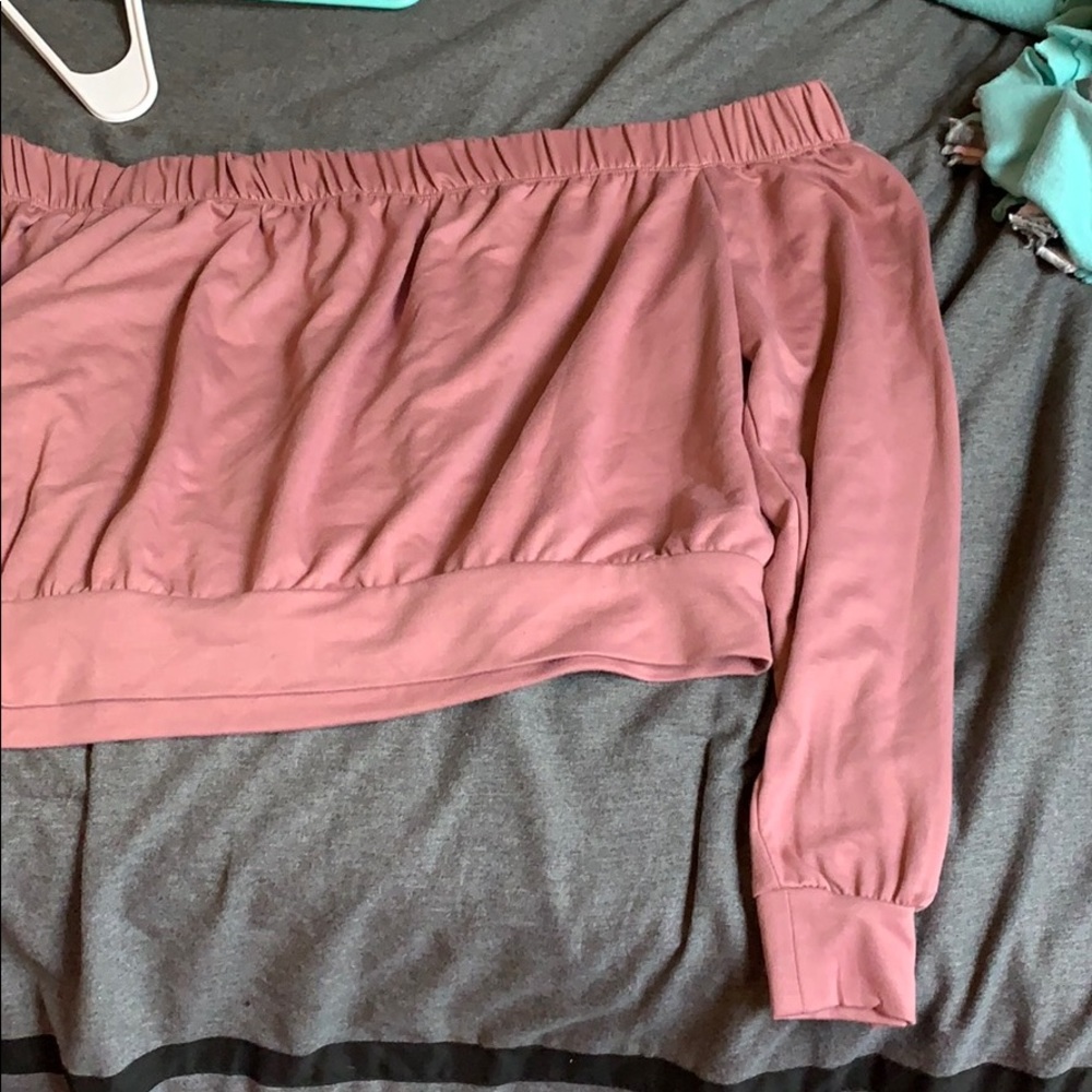 Crop top nice shirt long sleeve never worn